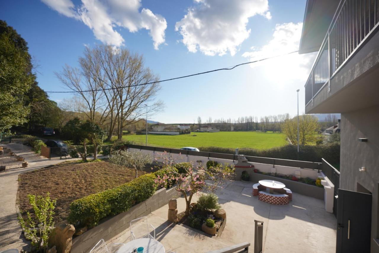 Larrion Hostal - Ostatua Exterior foto
